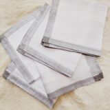 6 Napkins
