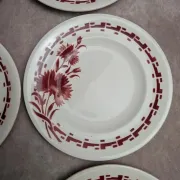 Set of 6 flat plates in ironstone Longwy – Viennese model – Red flowers