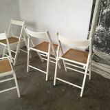 Set of 4 folding chairs, can.