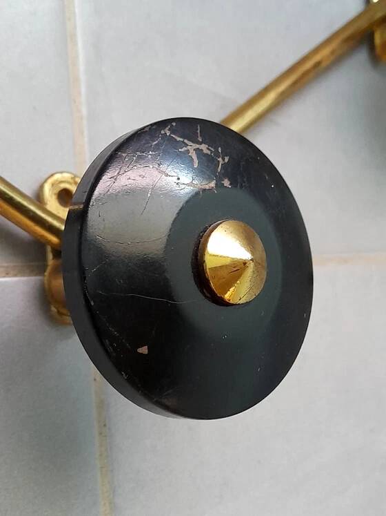Zigzag Metal Coat Rack