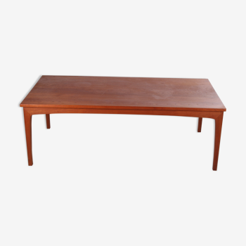 Table basse danoise en teck par Niels Bach