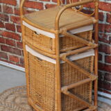 Wicker laundry bin