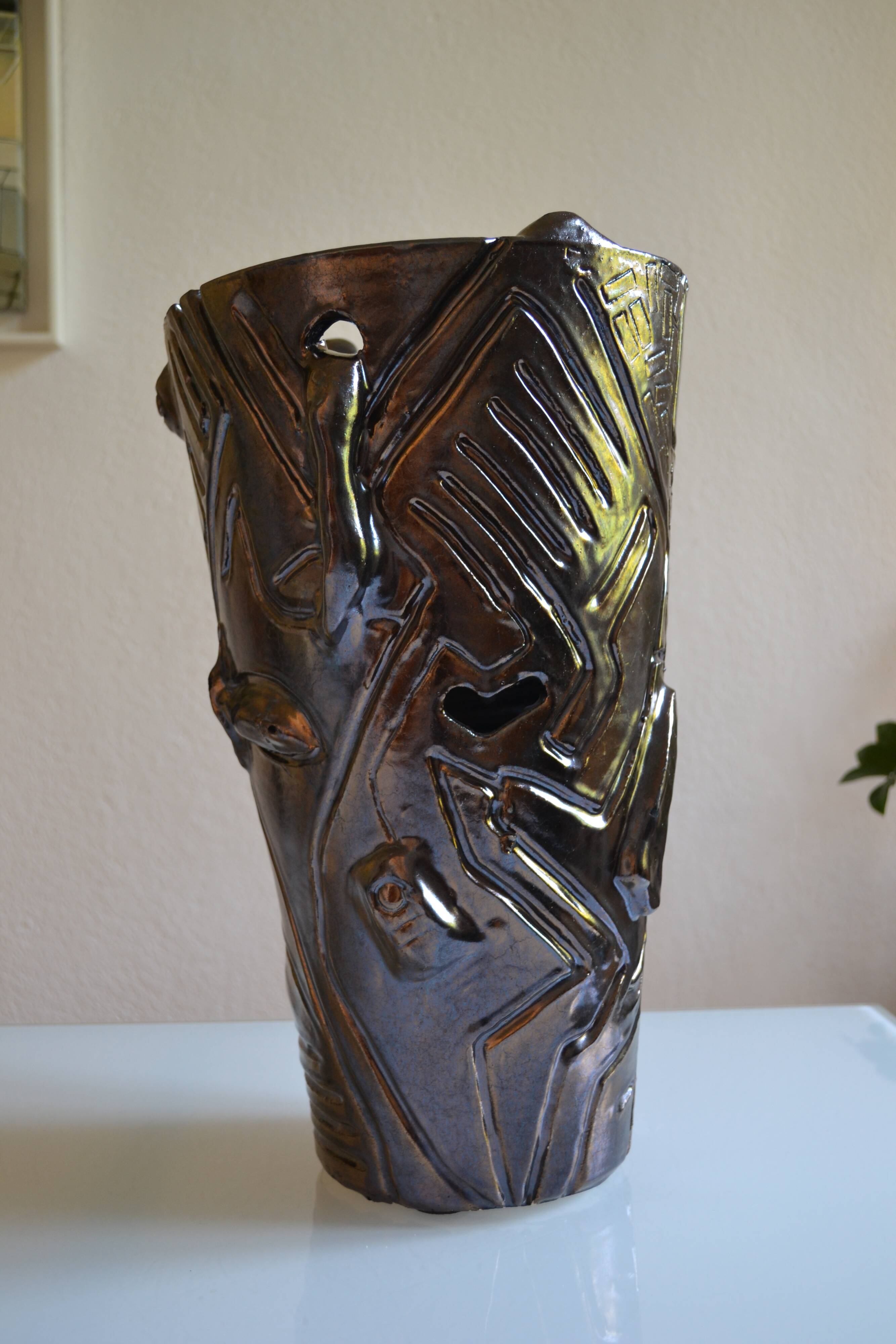 Vase sculpture from the artist residencies at the Ravel pottery workshop.