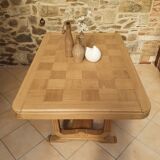 Art deco table