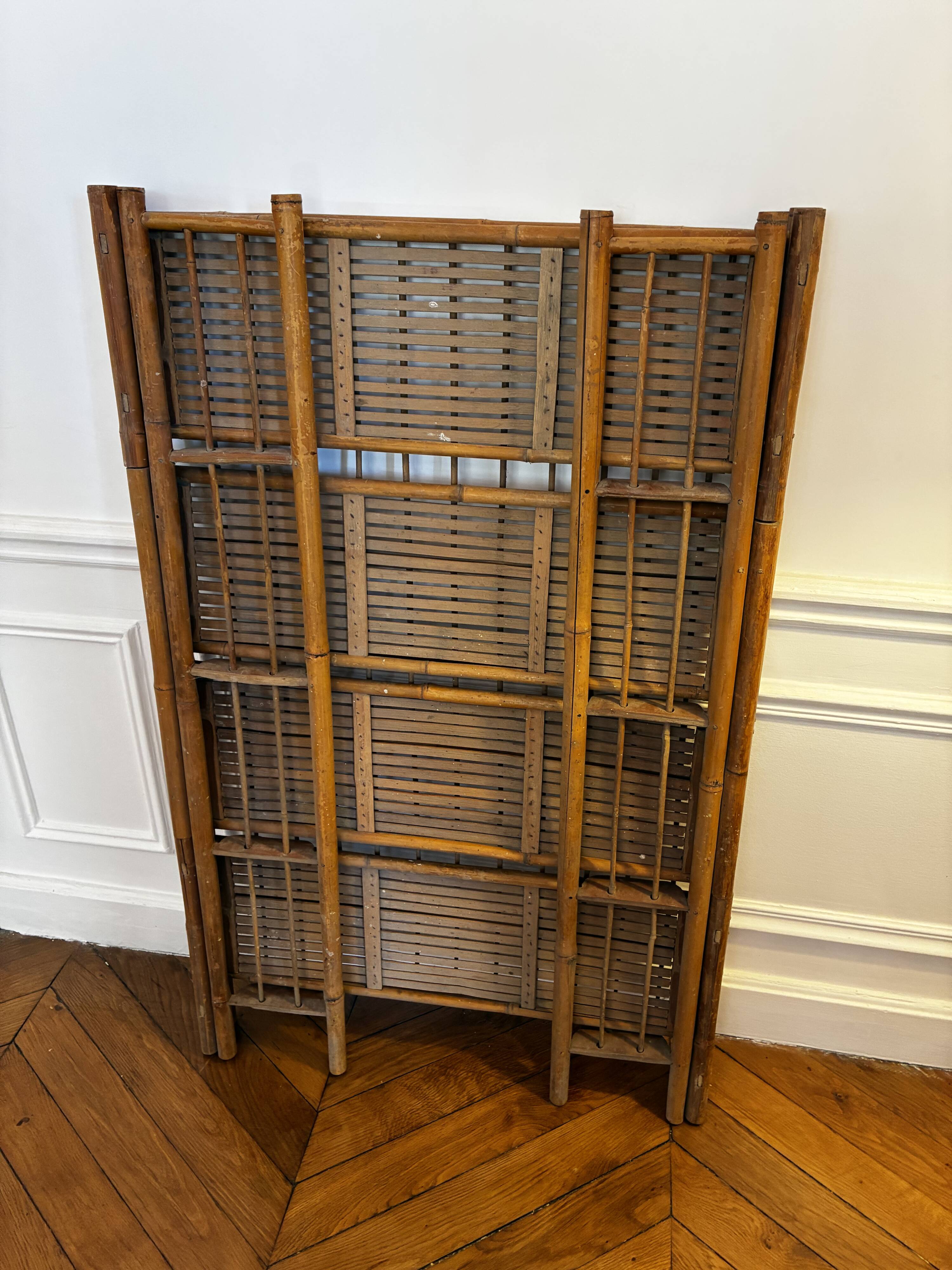 Vintage Foldable Bamboo Shelf