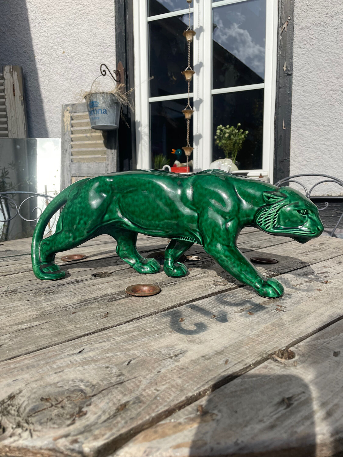 Animal statue of a panther