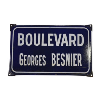 Plaque de rue émaillée "boulevard Georges Besnier "