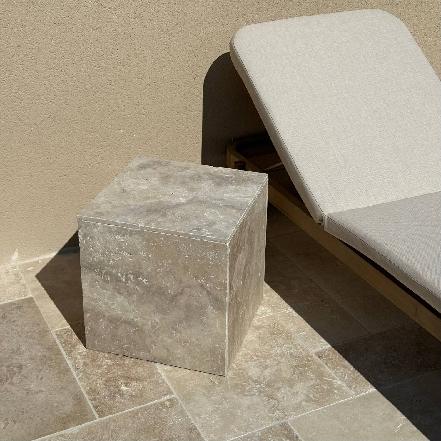 Side table, "cube" end table in travertine.