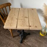 Table bistrot pied central en fonte style industriel