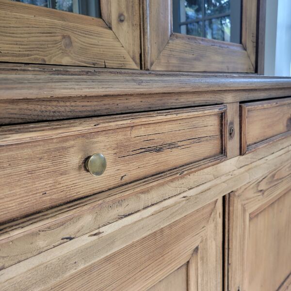 Buffet vaisselier cabinet de curiosités bois massif ancien