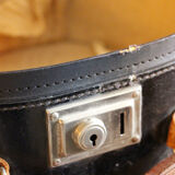 Hat box
