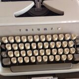 Triumph Gabriele E beige/ vintage 60s writing machine