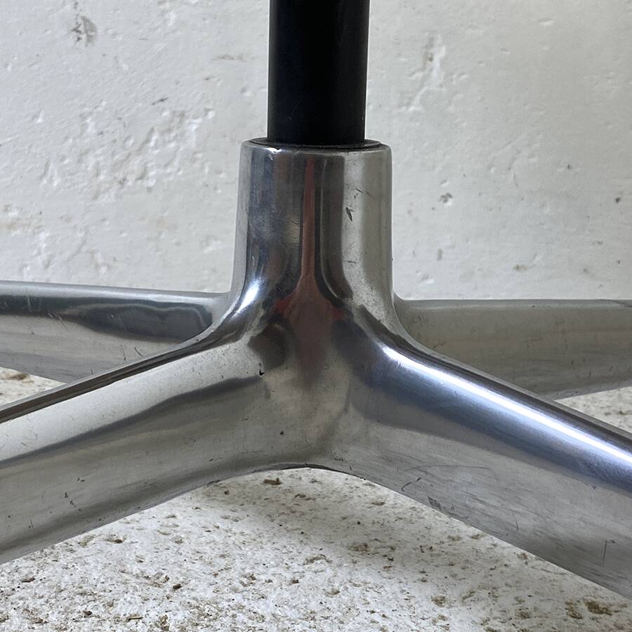 Eames office chair model 108 Herman Miller