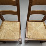 Deux chaises bois classiques