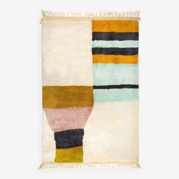 Tapis berbere mrirt ecru avec parties colorees 312 x 203 cm