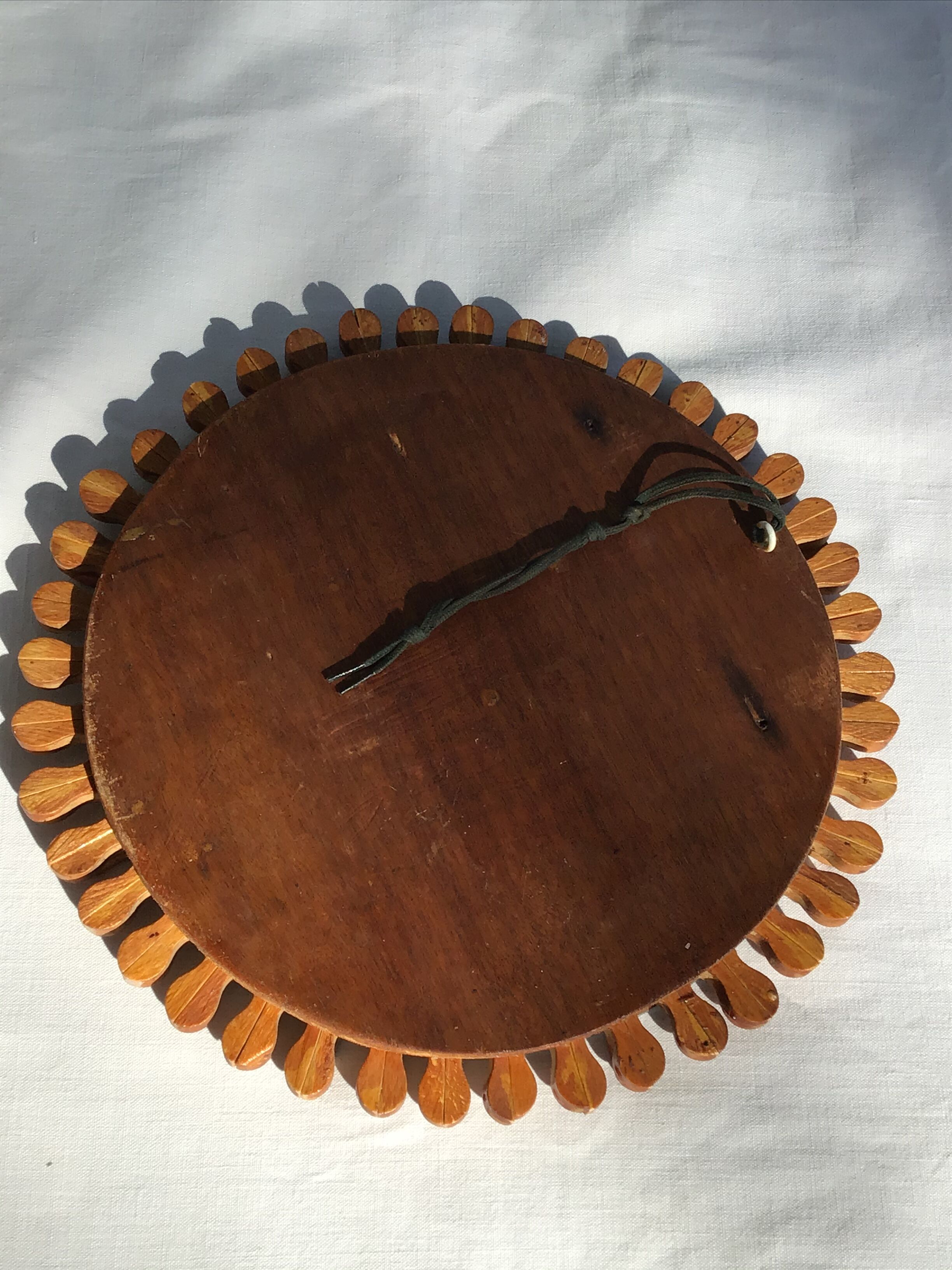 Round mirror edge handcrafted wood petals