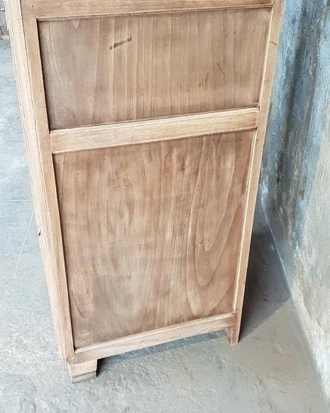 Armoire vintage style "bonnetière"