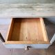 Table en bois bureau patine grise