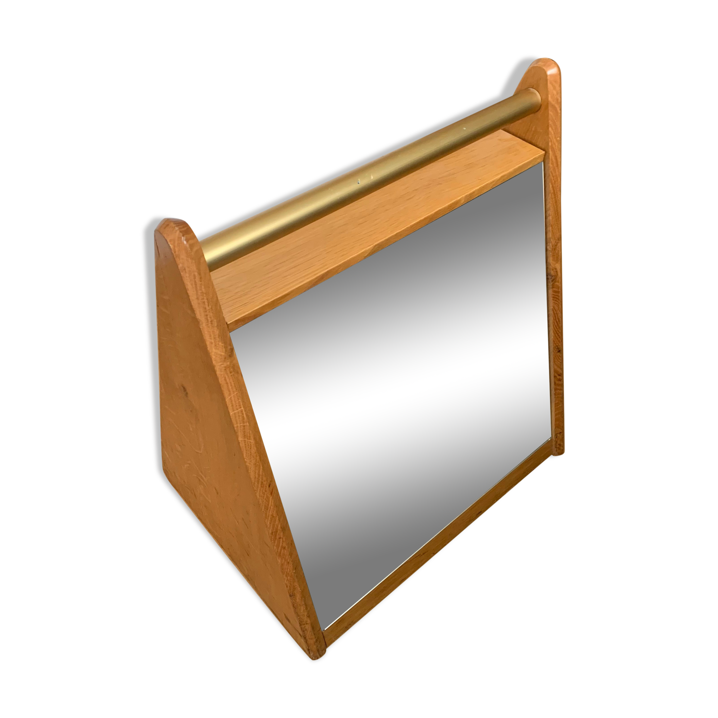 Mirror store vintage shoes