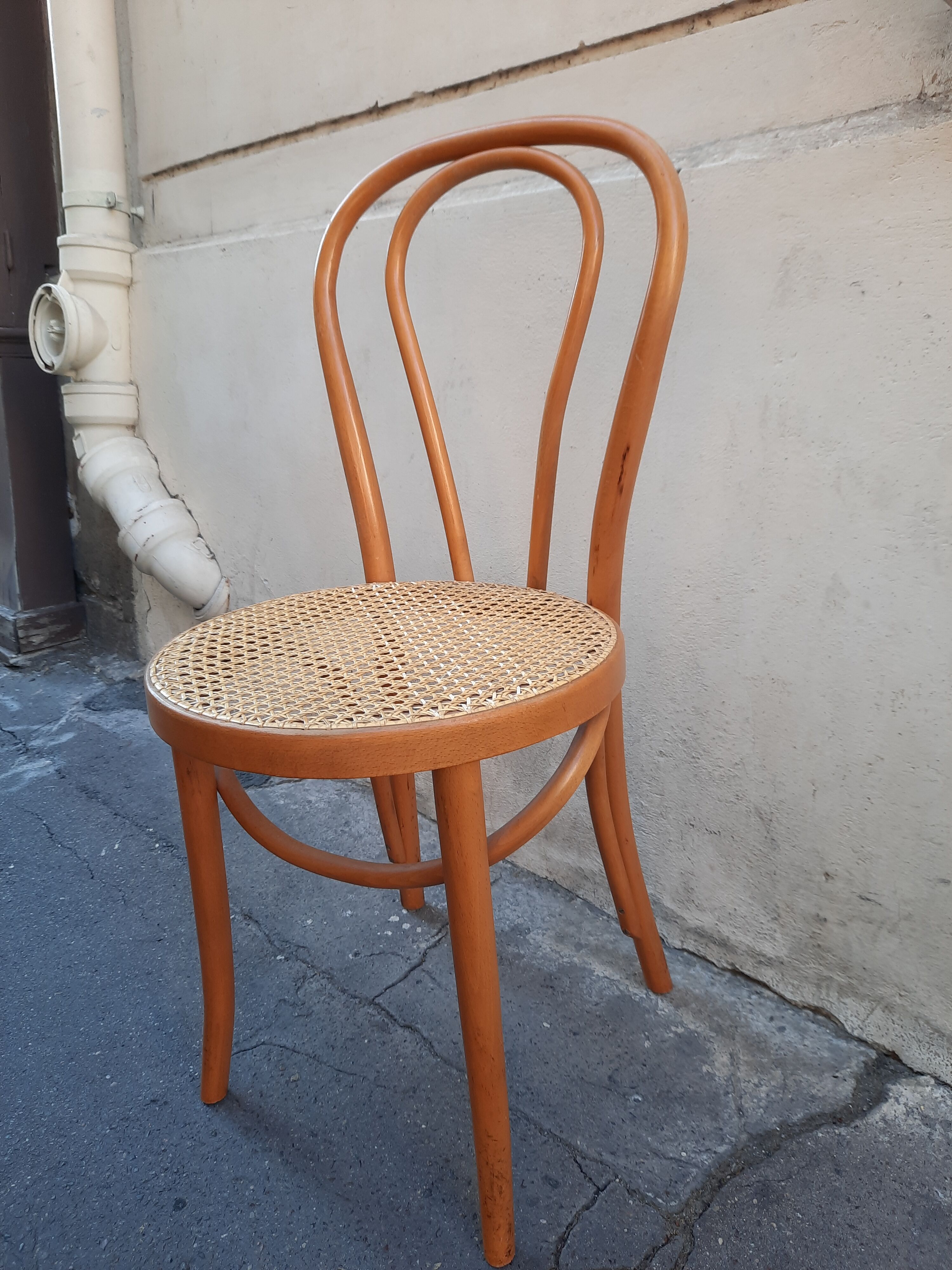 4 bistro chairs