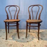 Set of 2 canned chairs