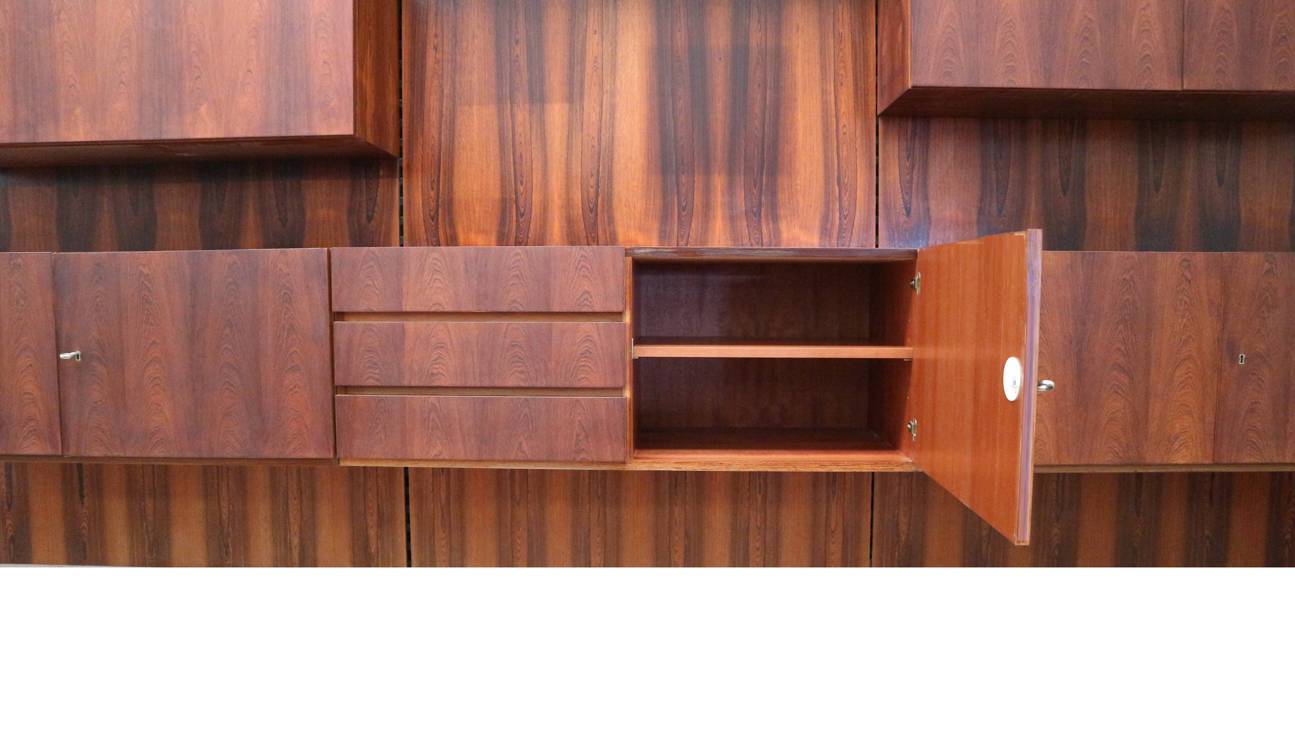 Vintage rosewood modular wall system from IDEE Möbel from the 1960s