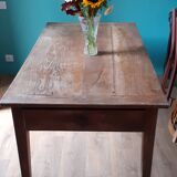 Farm table