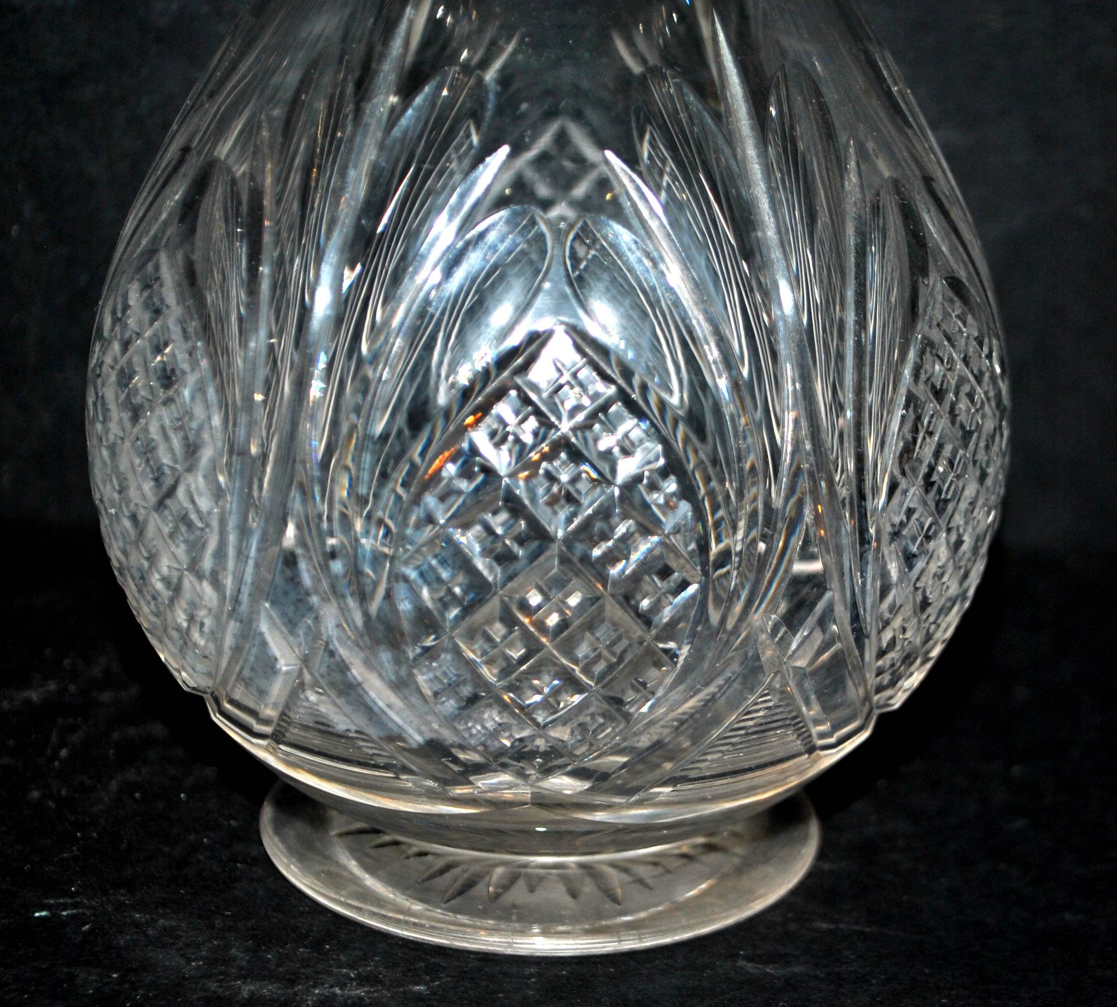 Carafe en cristal taillé Baccarat 1907 modèle 9157