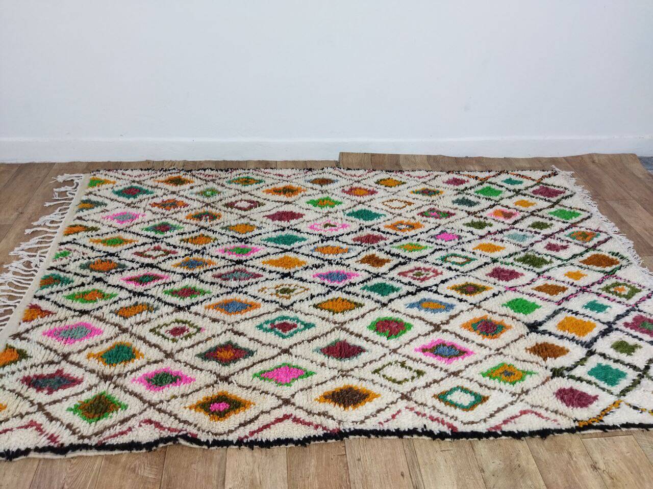 Handcrafted Moroccan Berber Rug 246 X 158 CM