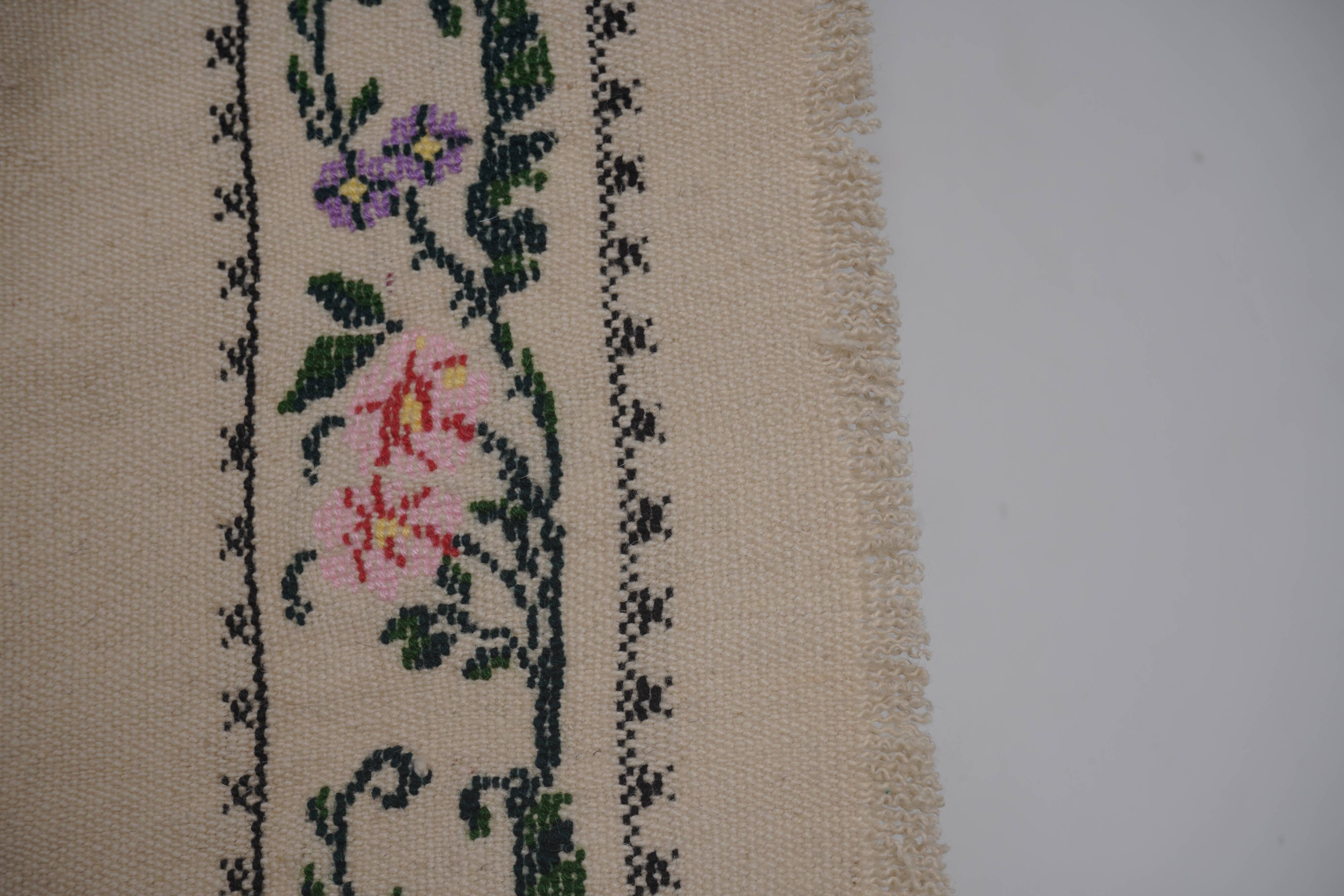 Vintage Turkish Oushak Rug Handwoven 160x250 cm