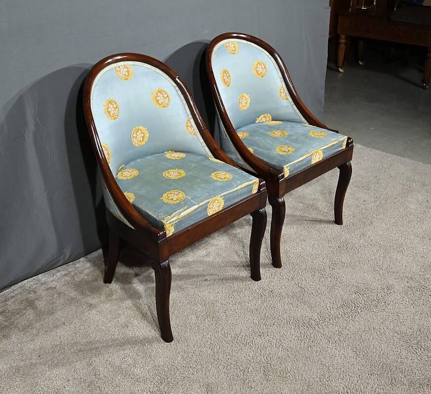 Pair of Mahogany Gondola Chairs, Restoration period – Part 1 of the 19th century