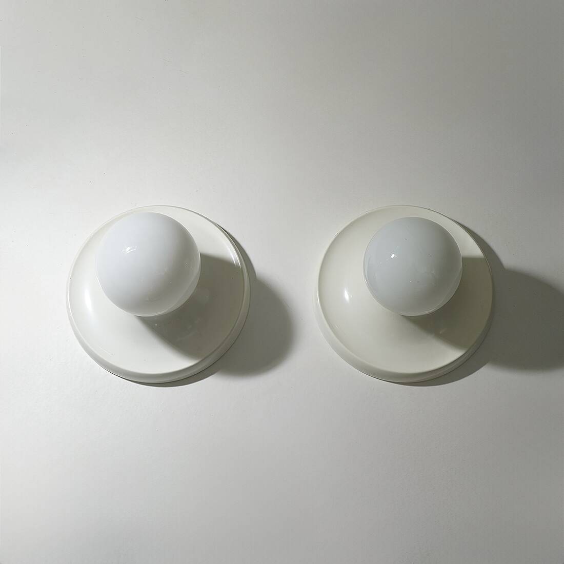 Pair of Light Ball ceiling lights by the Castiglioni brothers for Flos, 196