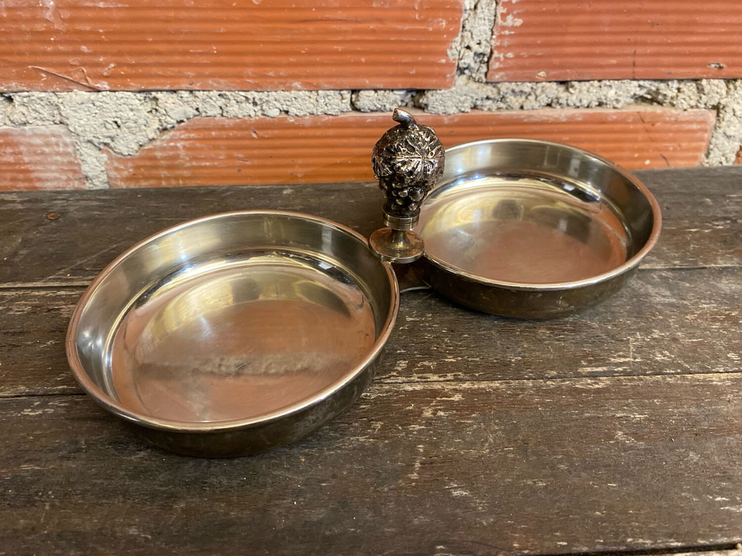 Vintage Double Silver-Plated Serving Dish Former Beggar