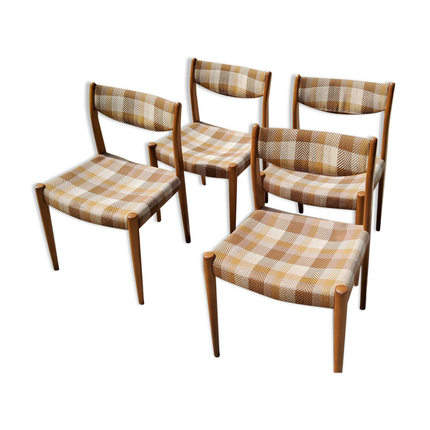 Set of 4 Scandinavian style chairs from the 70s