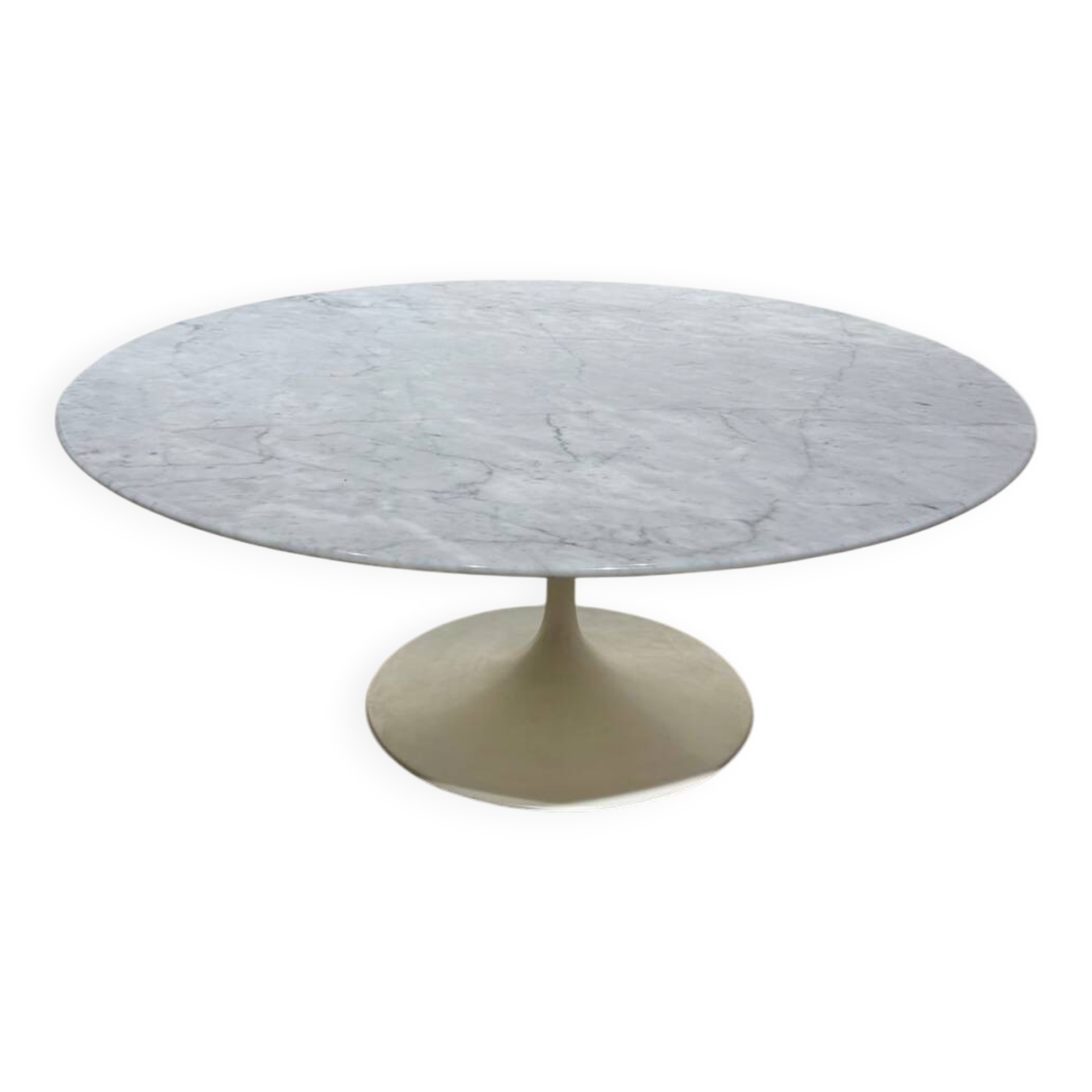 Eero Saarinen coffee table for Knoll
