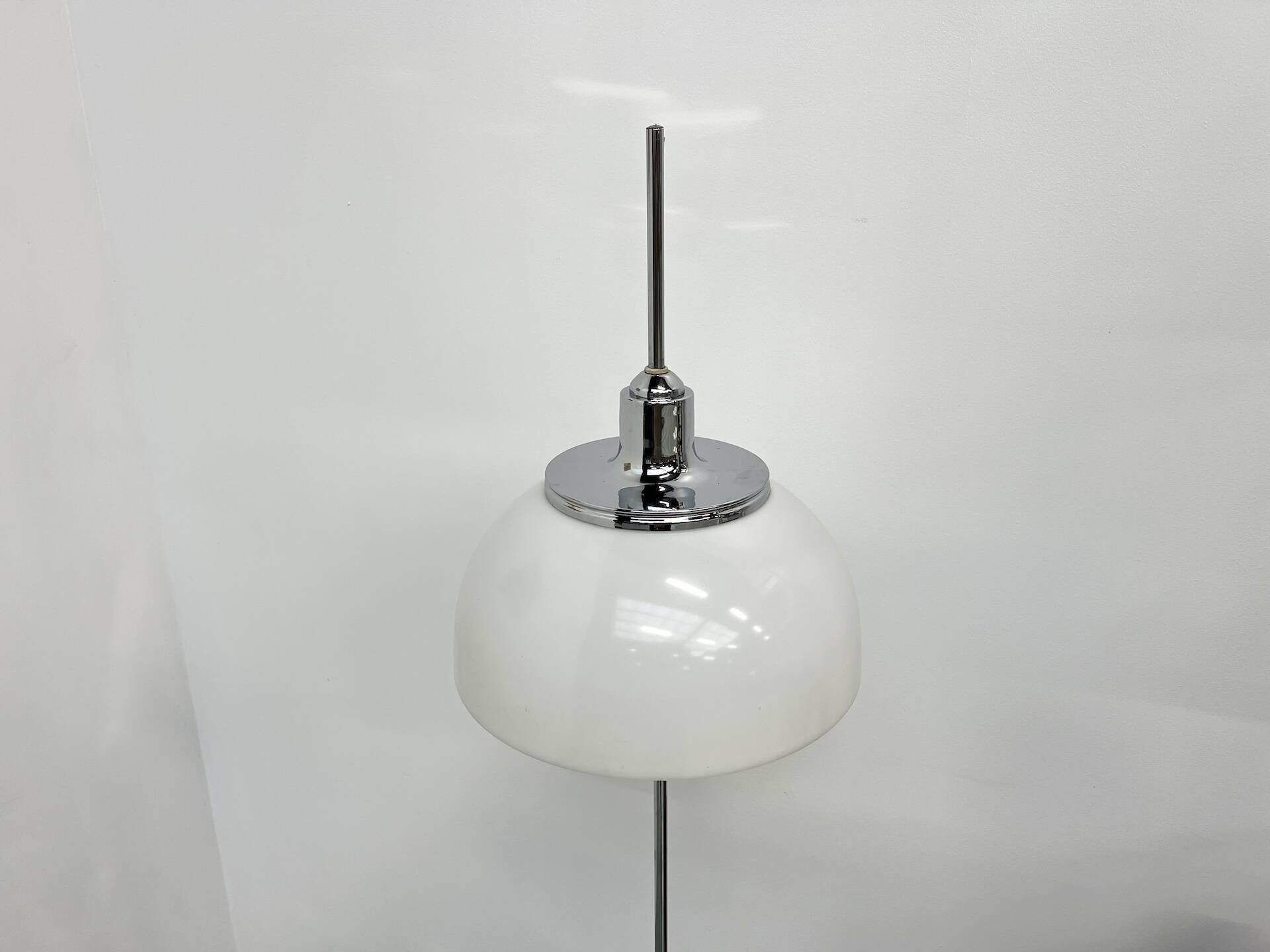 'faro' floor lamp by Harvey Guzzini