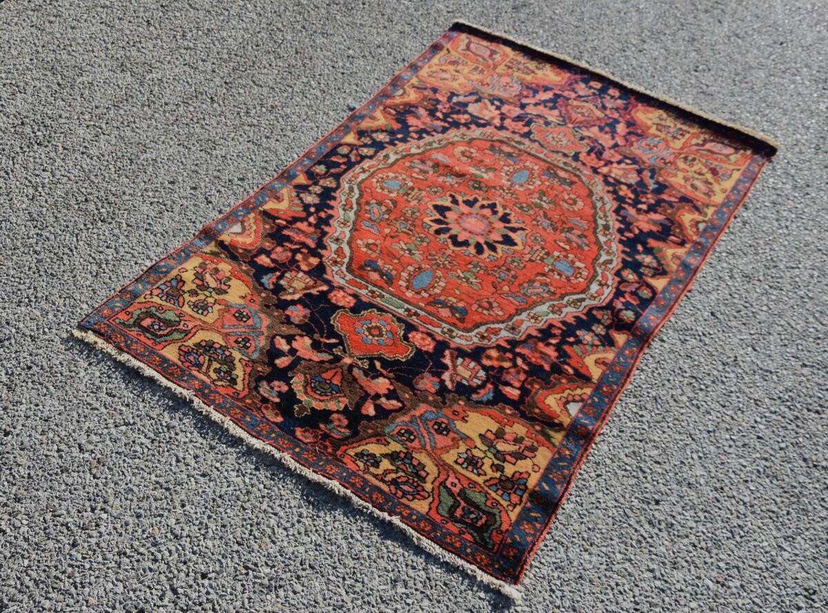 Persian oriental carpet, ancient Iranian Malayer: 0.90 x 1.40 metres