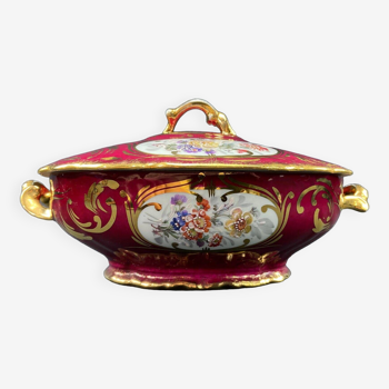 Vegetable dish in Limoges porcelain with polychrome floral decoration in Louis XV style