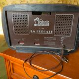 Poste de radio ancien