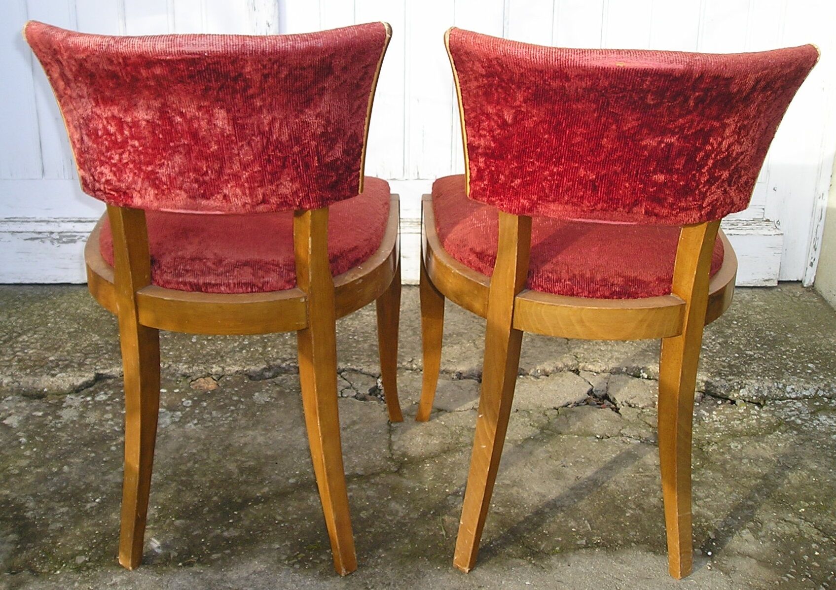 Paire de chaises en bois des années 50