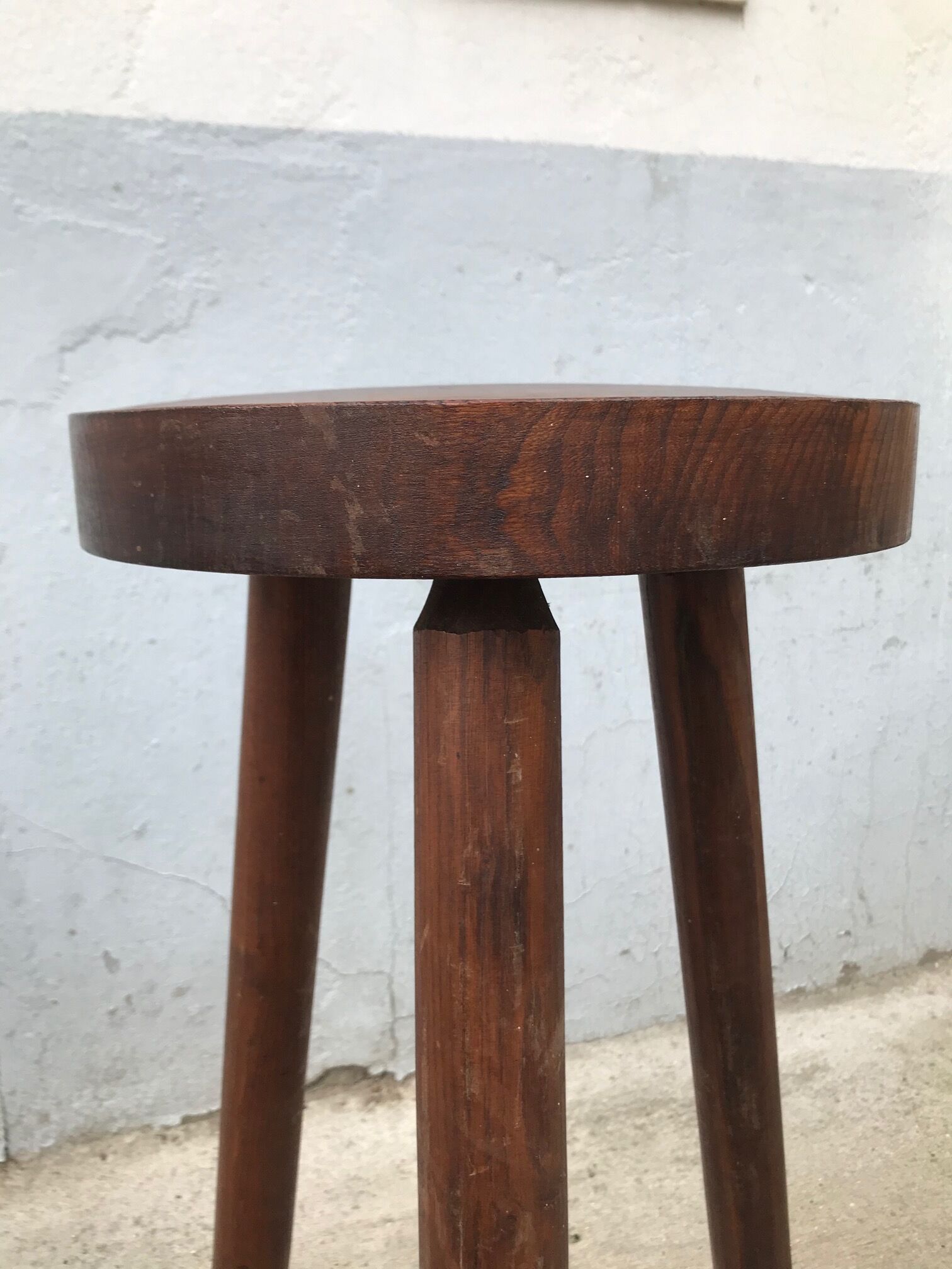 Tabouret haut art populaire