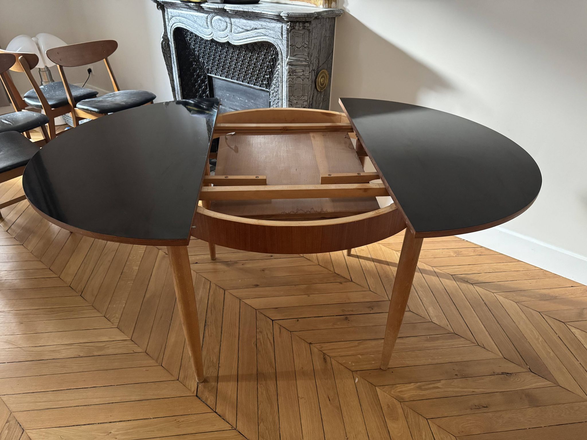 Butterfly leaf dining table, Lubke Vintage 1950s