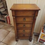 Empire style weekly planner