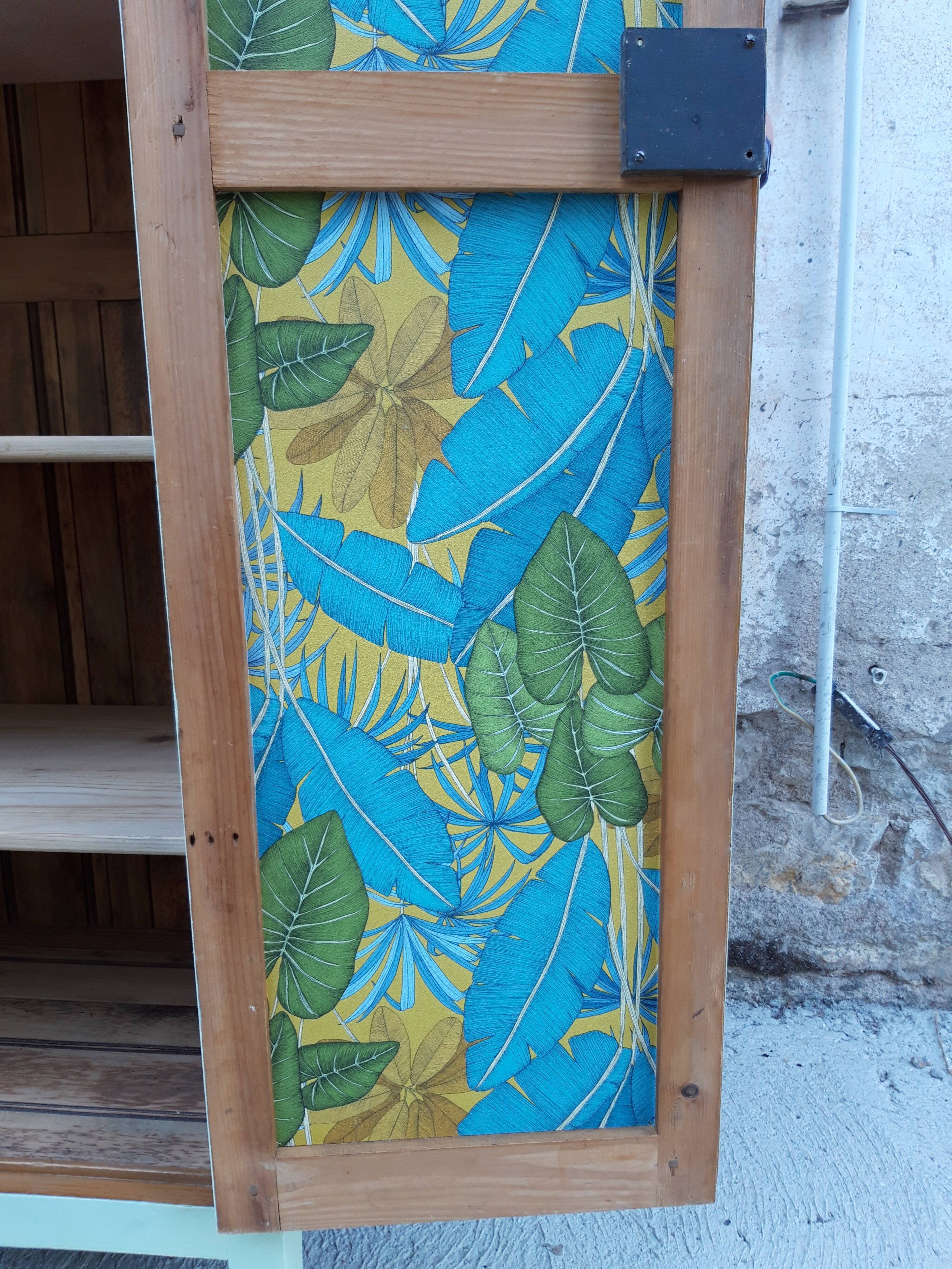 Parisian wardrobe year 50