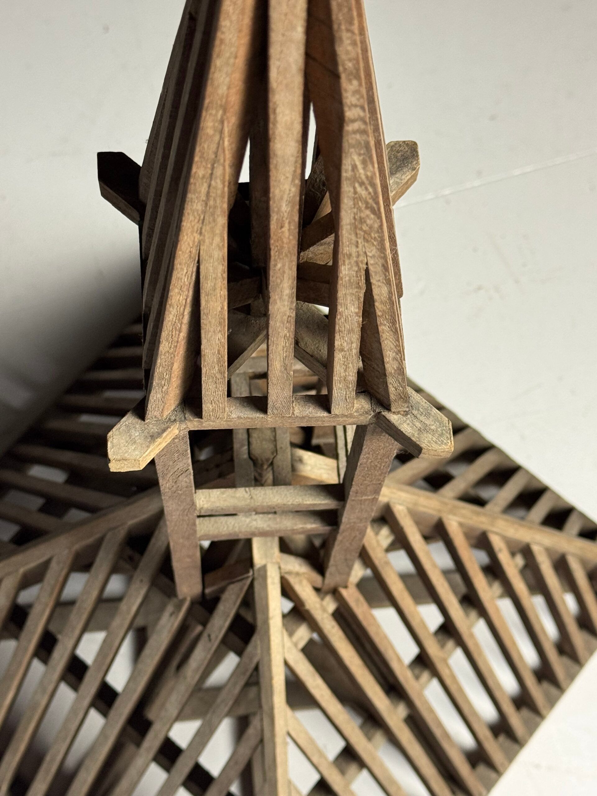 Masterpiece piece, roof construction