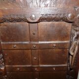 Ancienne porte indienne sculptée et décorée