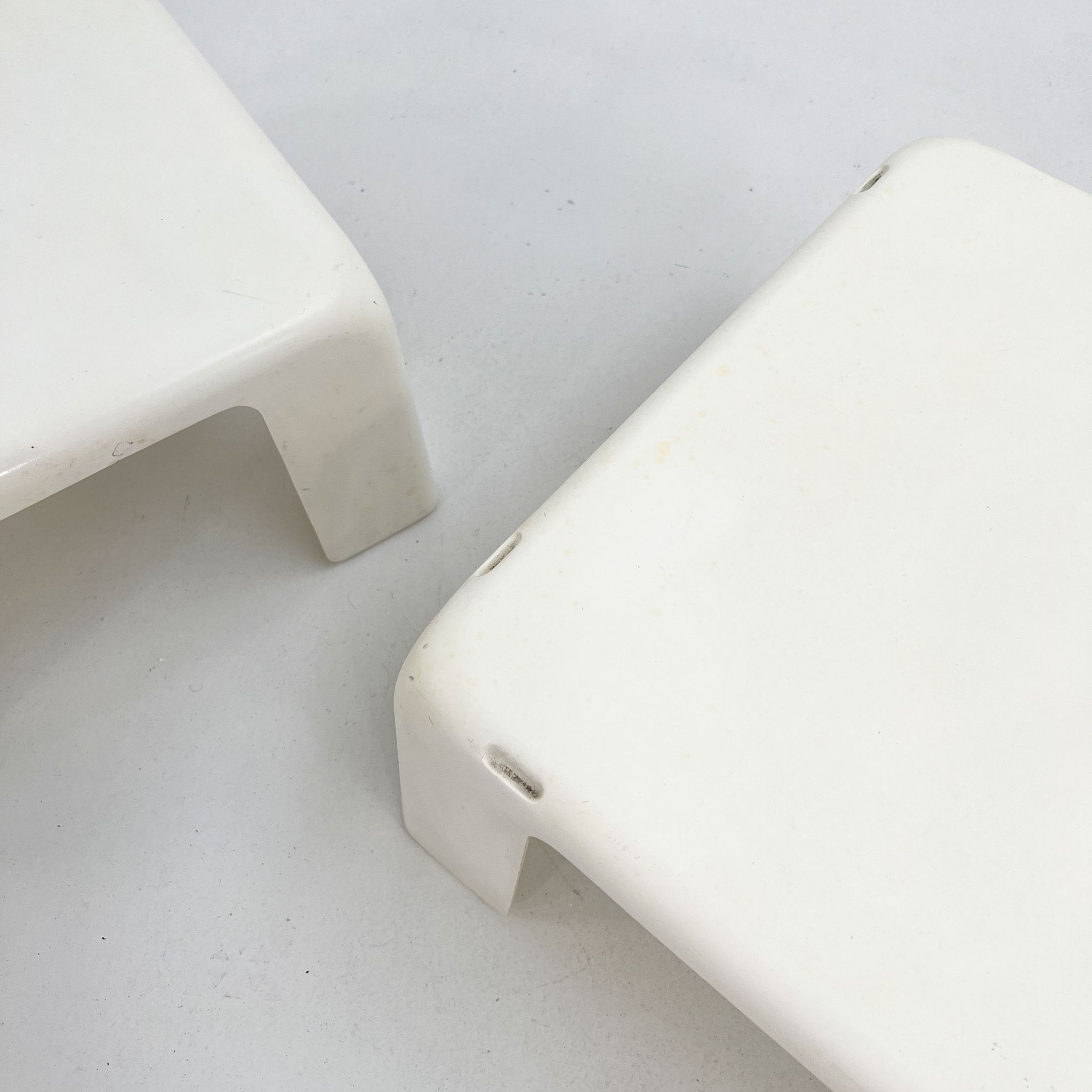 Set of 4 white "Quattro Gatti" side tables by Mario Bellini for C&B Italia, 1960