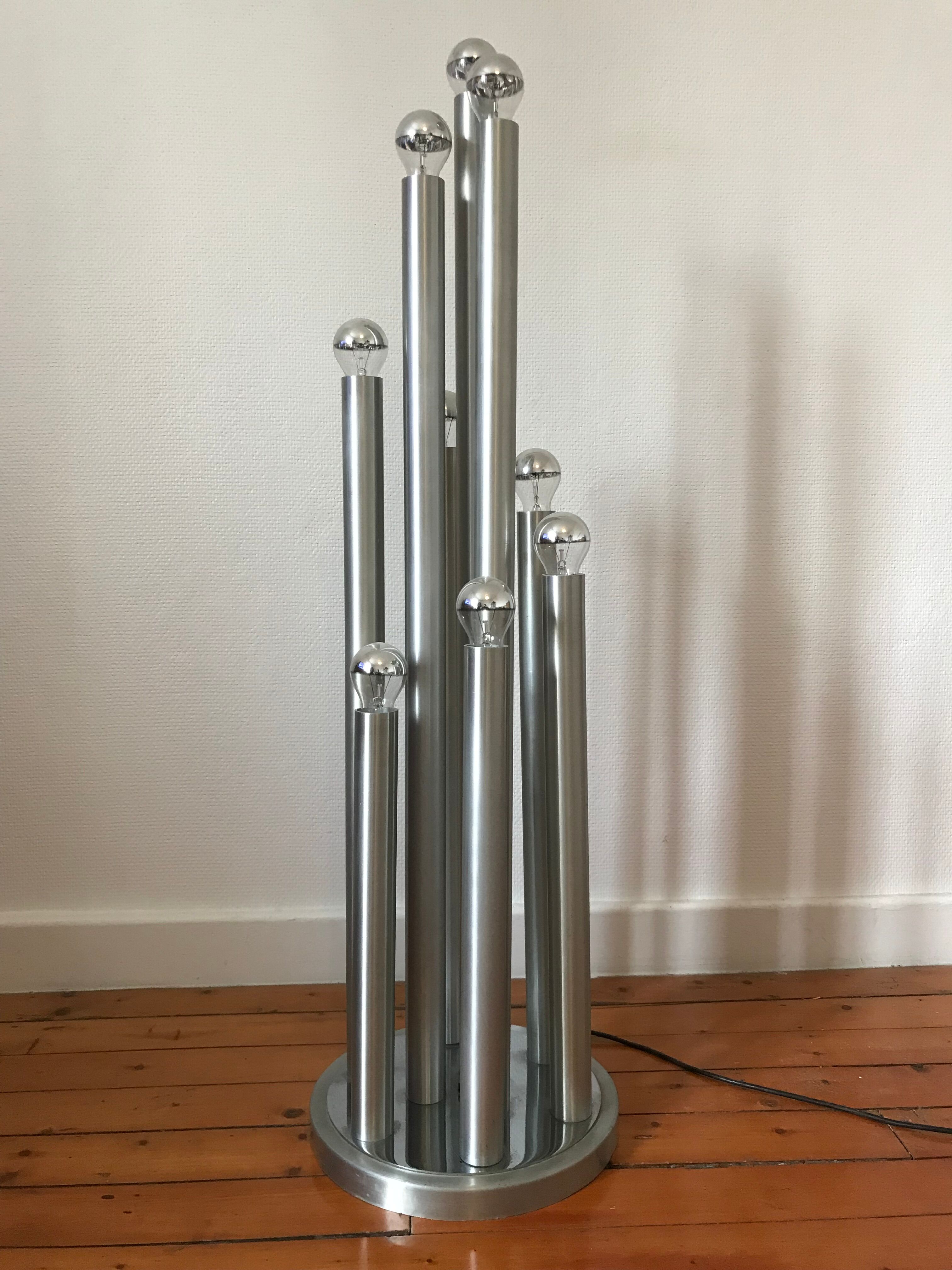 Organ floor lamp circa 1970