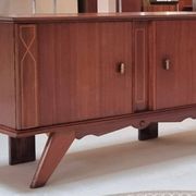 Buffet du milieu du siècle
