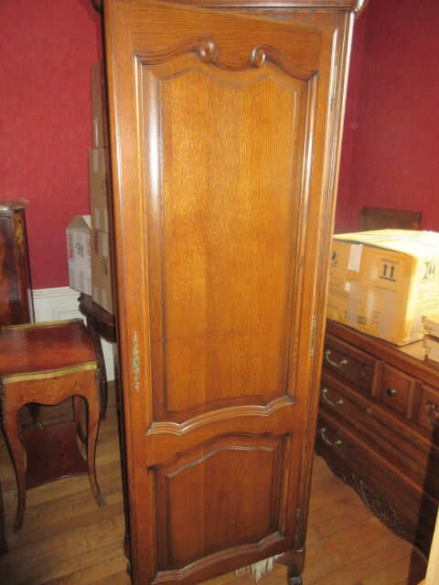 Solid oak hosiery